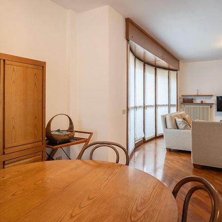 Spacious Bright Apartment Near City Center And Como Lake With Air Conditioning Lecco Kültér fotó