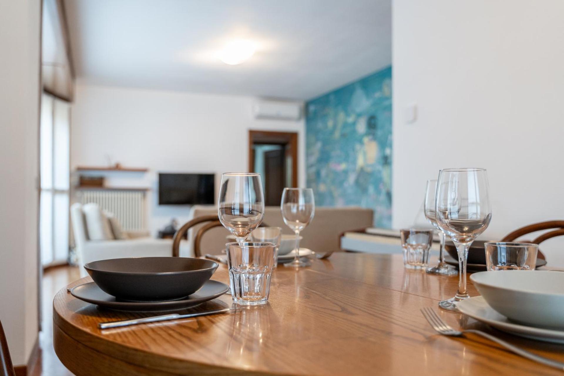 Spacious Bright Apartment Near City Center And Como Lake With Air Conditioning Lecco Kültér fotó