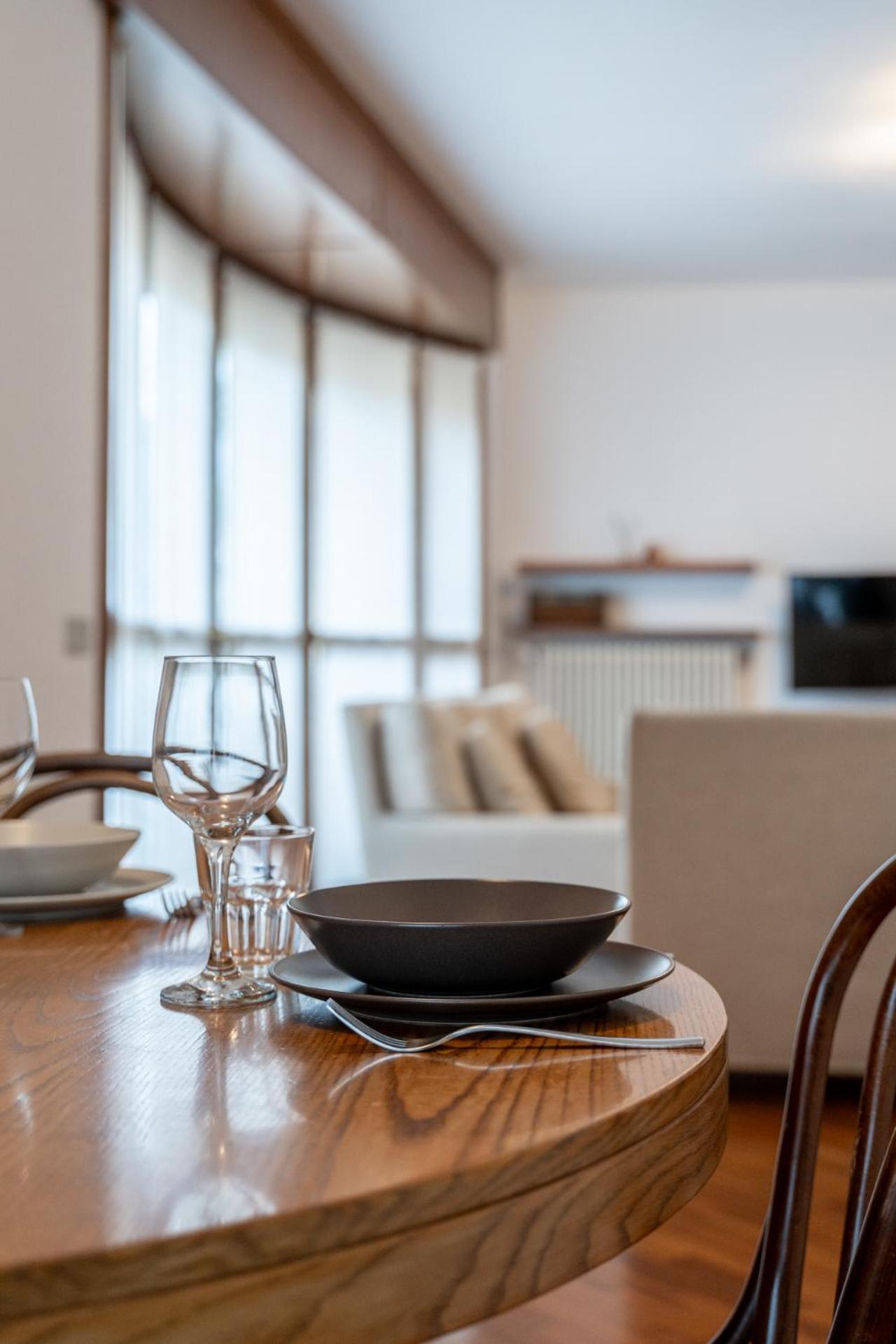 Spacious Bright Apartment Near City Center And Como Lake With Air Conditioning Lecco Kültér fotó