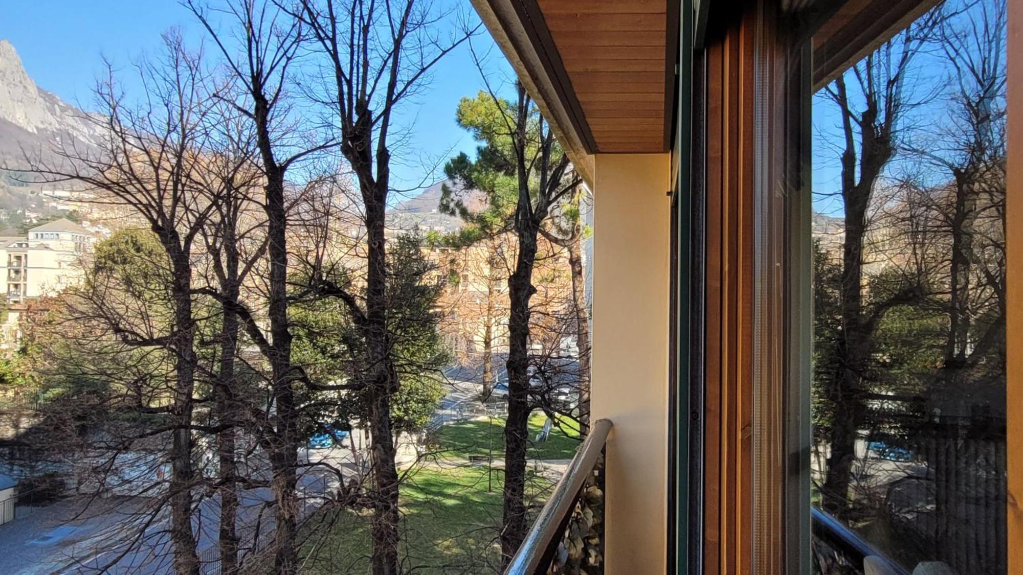 Spacious Bright Apartment Near City Center And Como Lake With Air Conditioning Lecco Kültér fotó